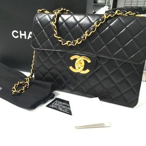 CHANEL VINTAGE BLACK JUMBO CC 12”/30 CLASSIC FLAP Bag  24K GHW LAMBSKIN Full Set